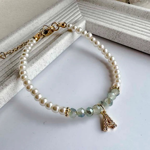 INITIAL PEARL BRACELET